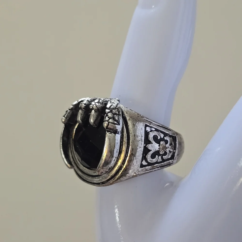 Silver-Tone Black Stone Claw Ring Size 10